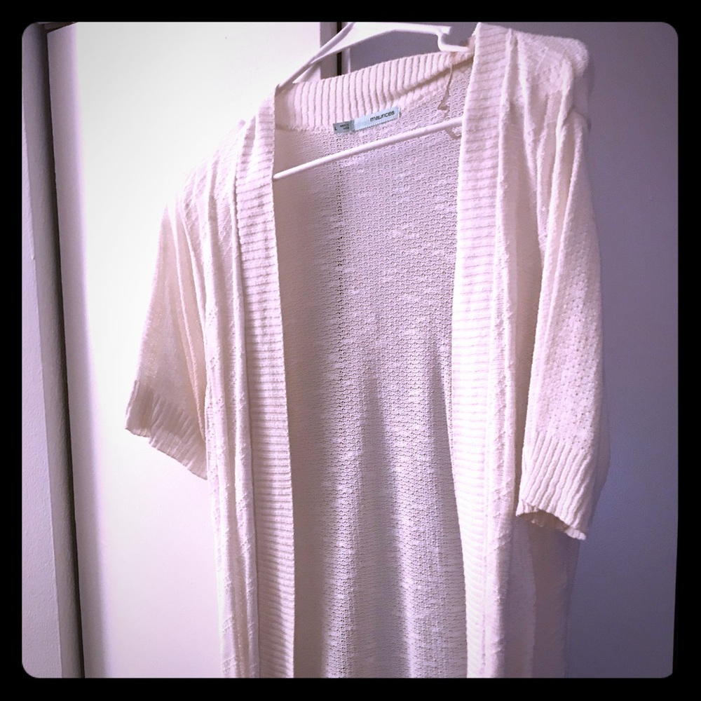 Short sleeved cardigan